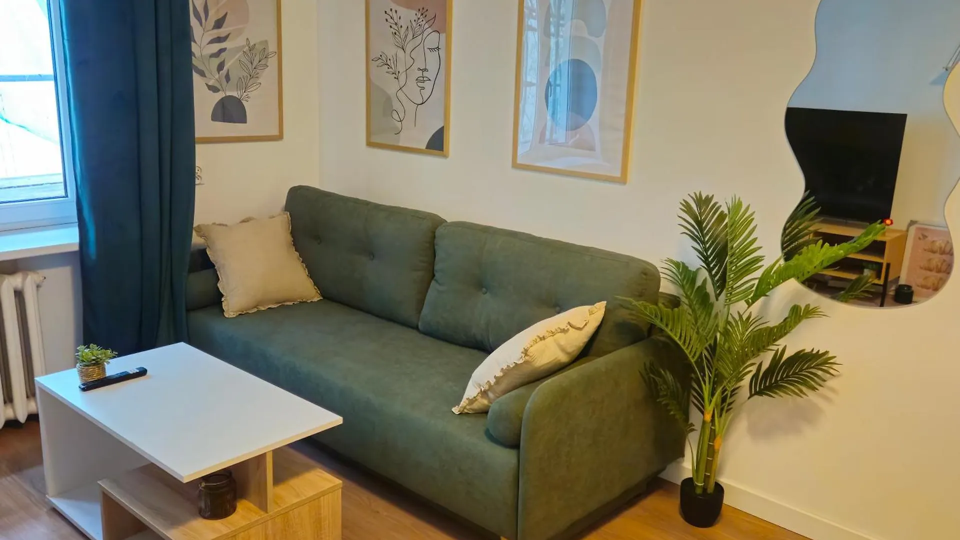 Smulikowskiego Flat 25 Warsaw Poland